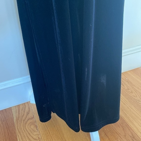 Oleg Cassini Black Velvet Maxi Dress - Picture 3 of 6